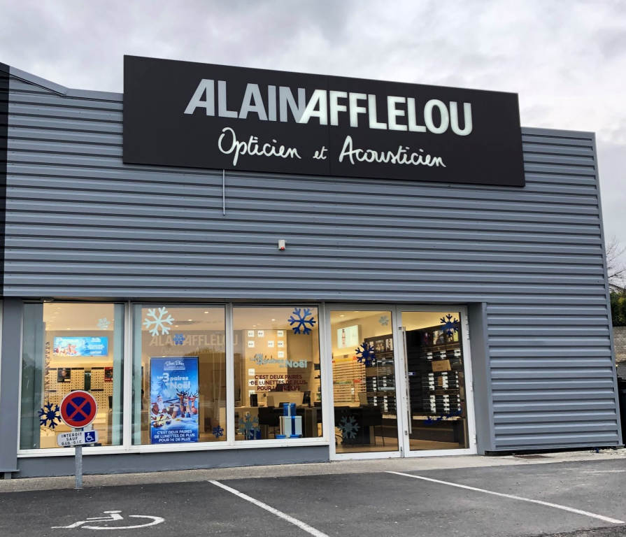 Magasin audioprothesiste 990 rue de l'Arêtier 16430 CHAMPNIERS extérieur