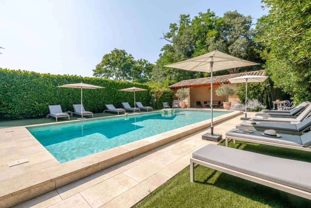 Photographs of Mas des Pêchers villa in Provence - Image 48 of 52