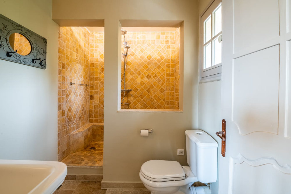 Photographs of Mas Hosanna villa in Provence - Image 30 of 49