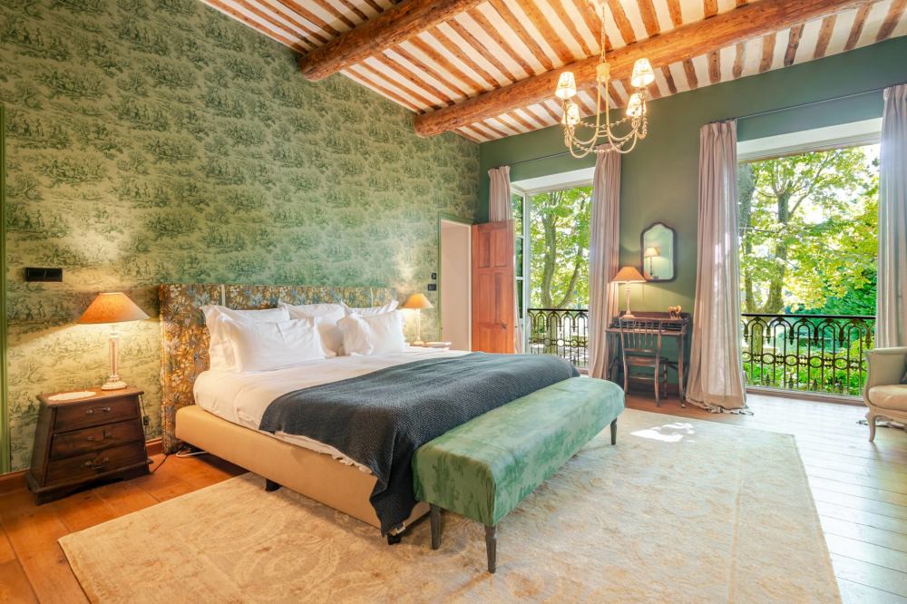 Photographs of Domaine de Fontclair villa in Provence - Image 23 of 60