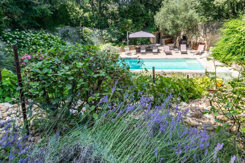 Photographs of Mas de Montolivet villa in Provence - Image 40 of 42