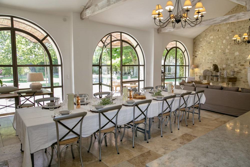 Photographs of Mas des Marguerites villa in Provence - Image 7 of 43