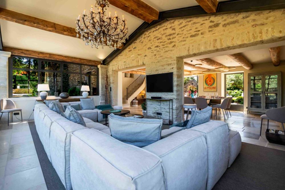 Photographs of Mas des Princes villa in Provence - Image 7 of 49