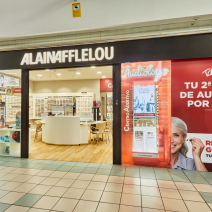 Tienda Óptico C.C. Carrefour Plasencia - Calle Julian Besteiro, s/n 10600 PLASENCIA
