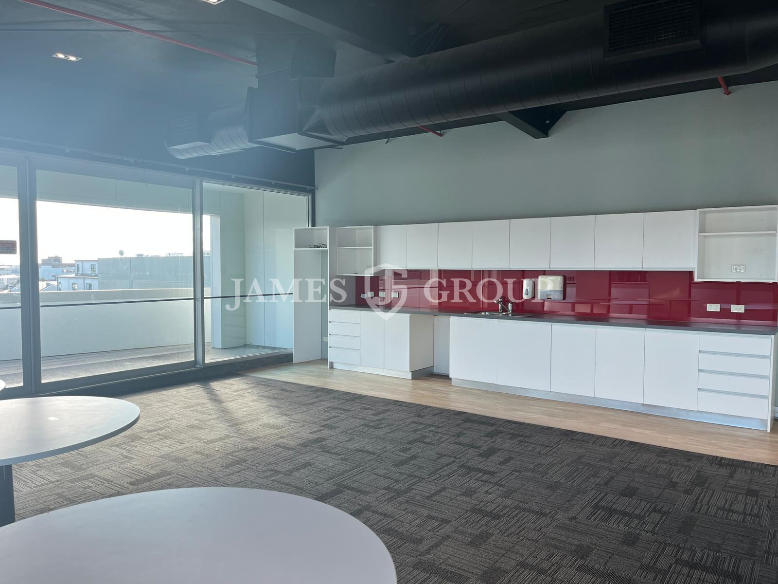 Top Floor Mount Eden Office – City Fringe Hub
