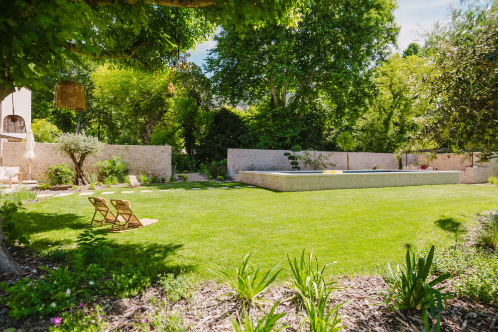 Photographs of Mas Cristal villa in Provence - Image 10 of 44