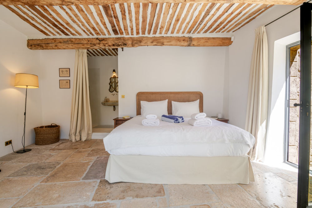Photographs of Domaine des Saisons villa in Provence - Image 22 of 52