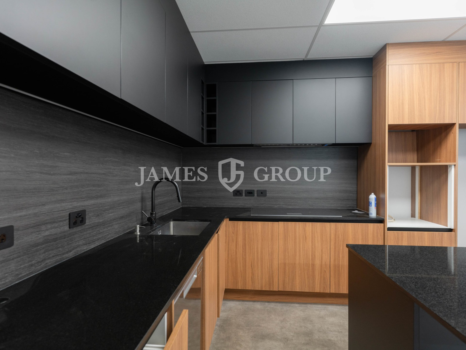 Prime Industrial Unit With Functional Layout
