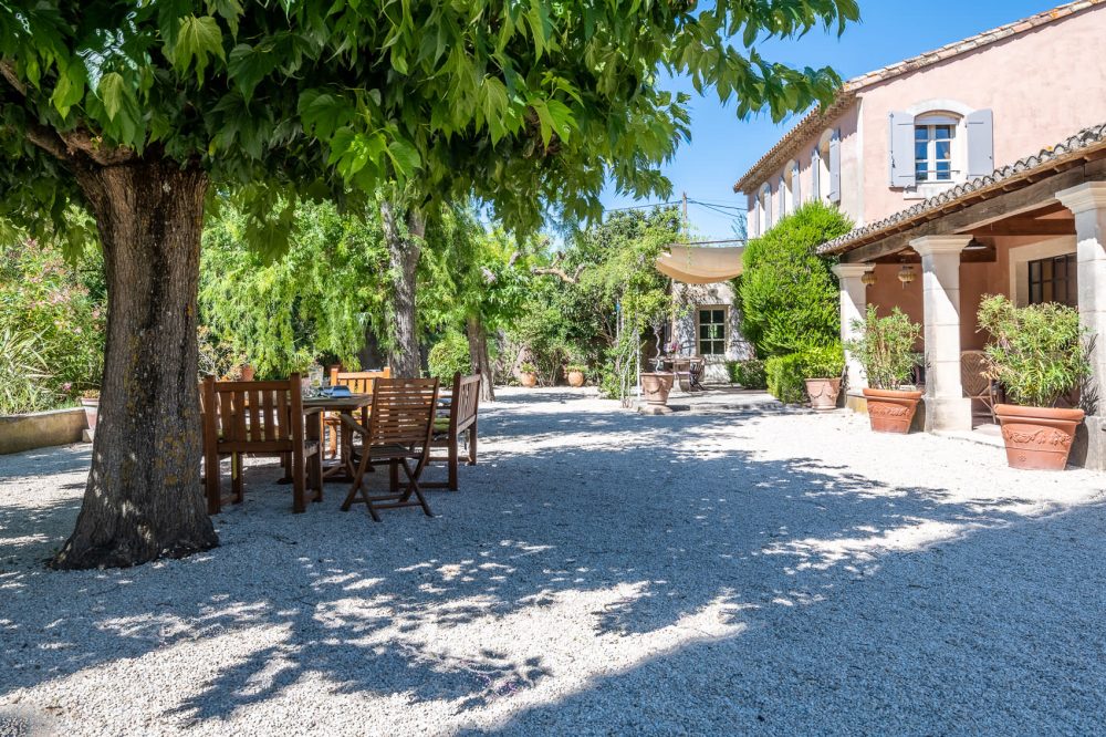 Photographs of Mas de Pagnol villa in Provence - Image 17 of 39