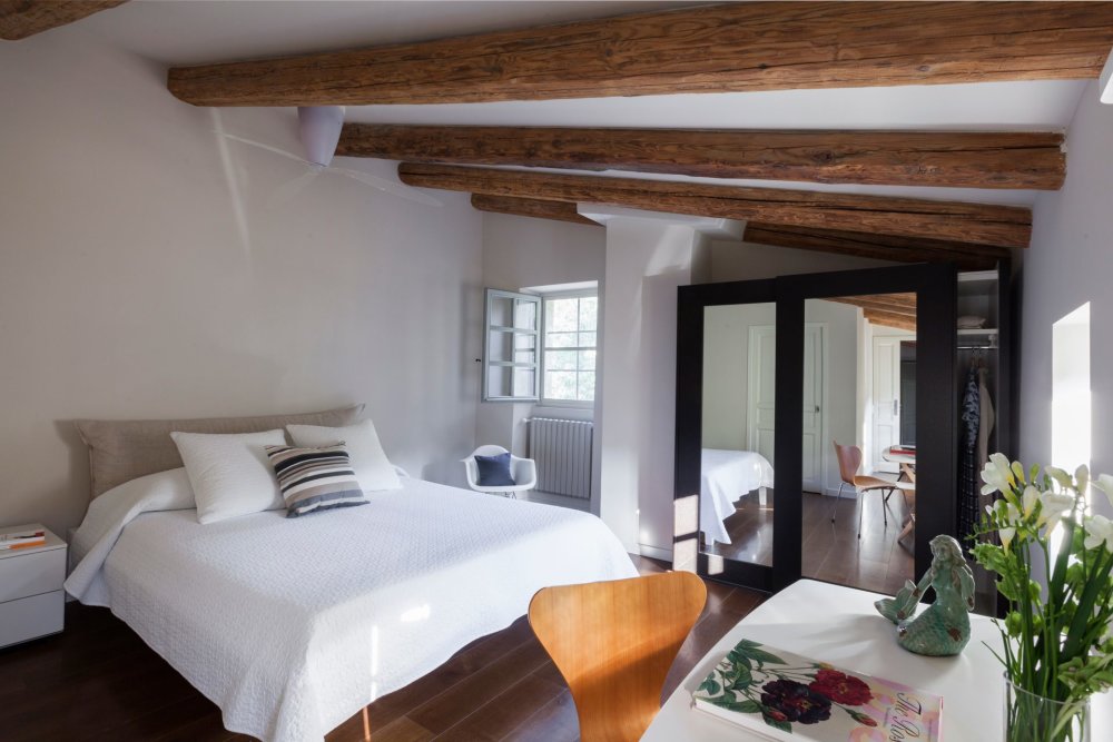 Photographs of Mas la Calade villa in Provence - Image 19 of 38