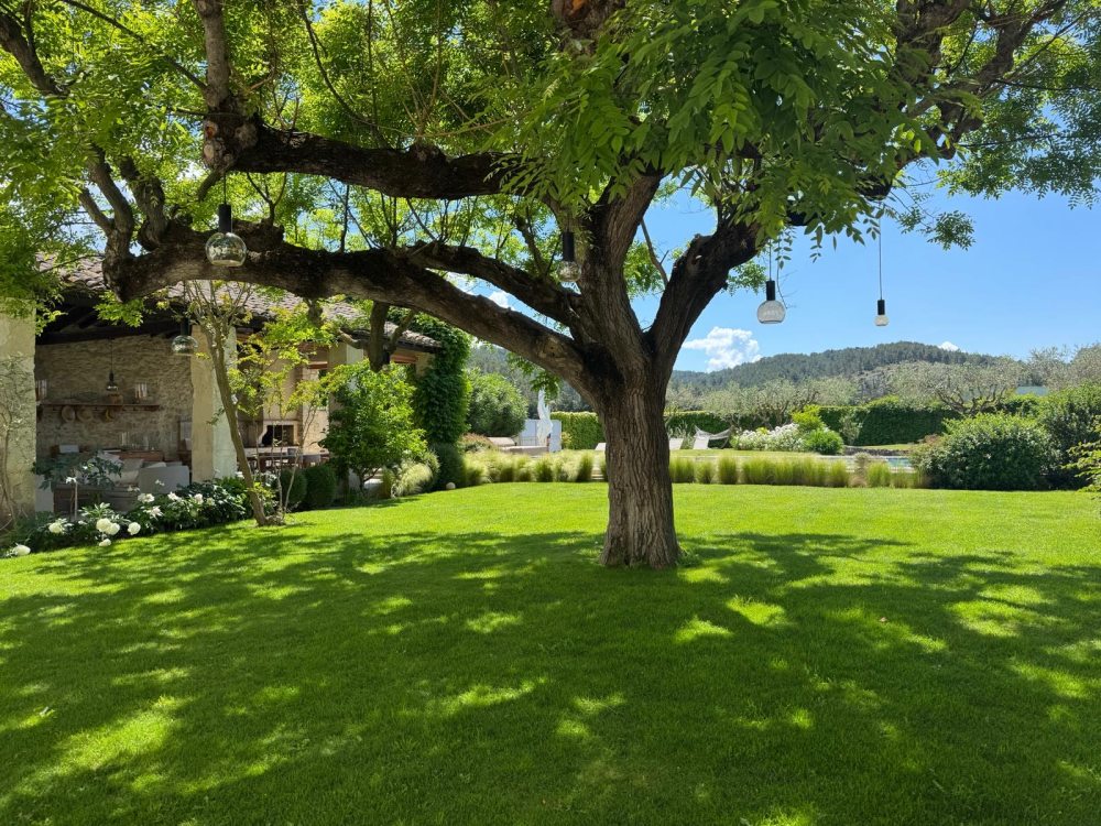 Photographs of New! Mas de l’Acacia villa in Provence - Image 24 of 37