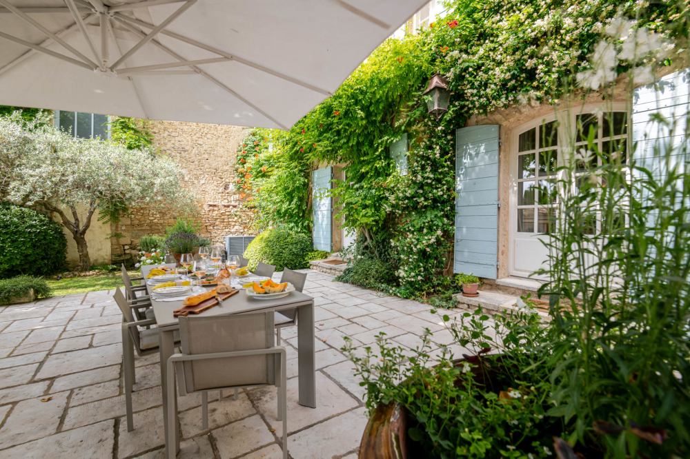 Photographs of Mas Hortensia villa in Provence - Image 30 of 46