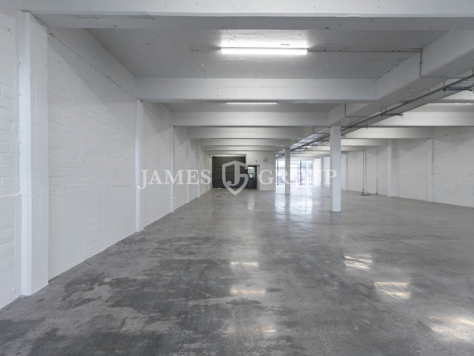 Showroom Excellence – Brand New Refurb