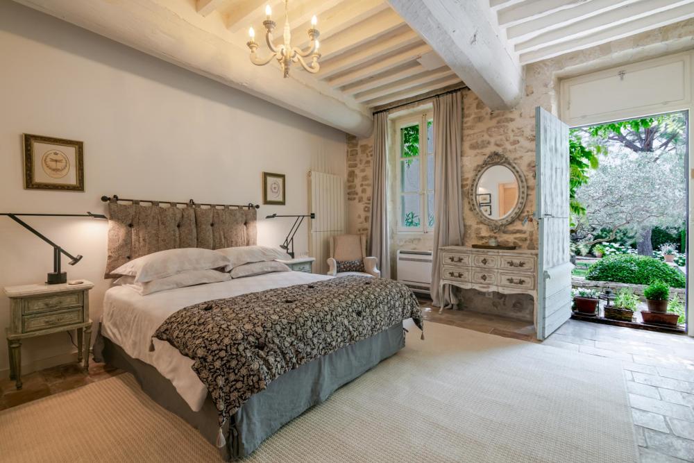 Photographs of Mas Hortensia villa in Provence - Image 36 of 46