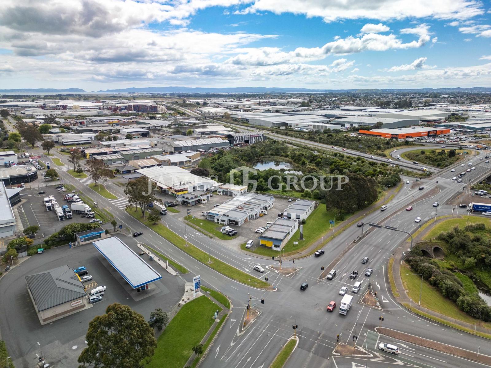Refurbished 91m2 Wiri Unit