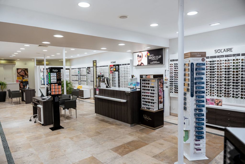 Magasin Opticien 29 rue de la Liberté 21000 DIJON intérieur