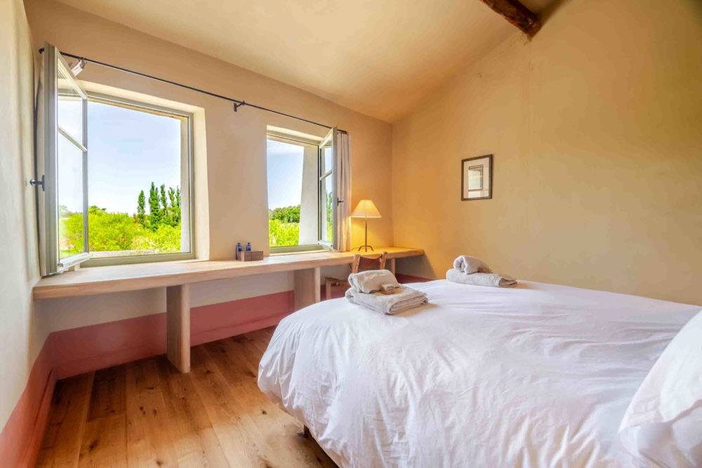 Photographs of New! Mas des Lumières villa in Provence - Image 17 of 40
