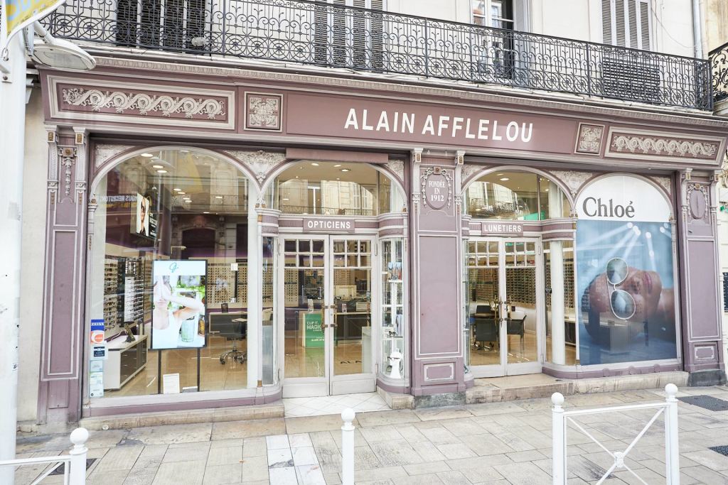 Magasin Opticien C.C. Carrefour - 55 chemin de la Bouyère 83190 OLLIOULES