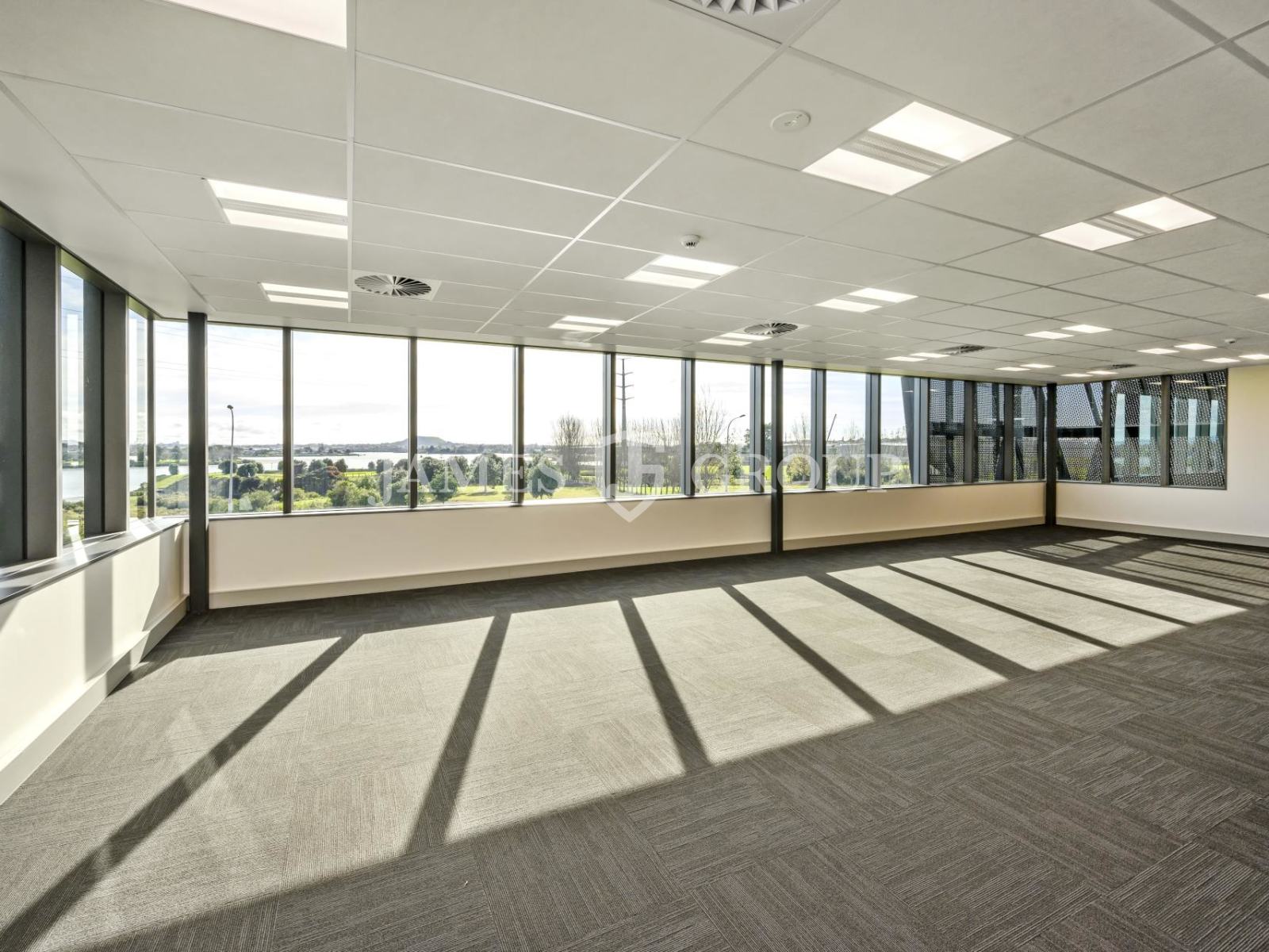 High-profile A-grade Warehouse | + 22 Carparks