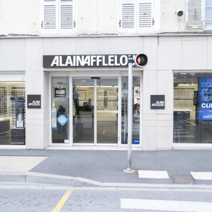 Magasin Opticien 30 rue de Paris 77140 NEMOURS