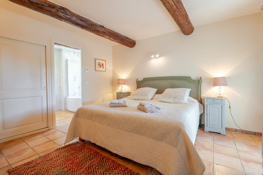 Photographs of Mas de Ribe villa in Provence - Image 25 of 50