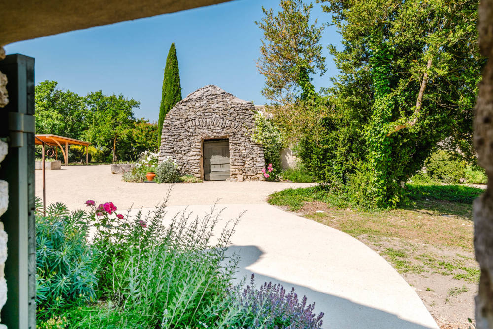 Photographs of Mas Ambre villa in Provence - Image 50 of 51
