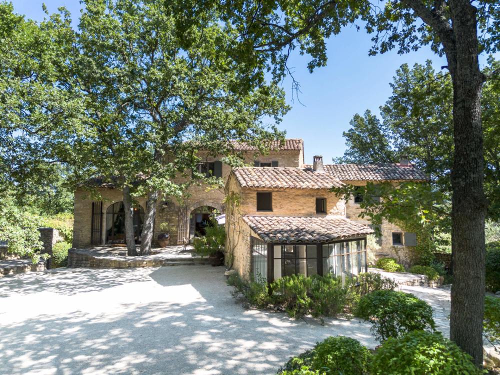 Photographs of Mas les Gardiols villa in Provence - Image 43 of 43