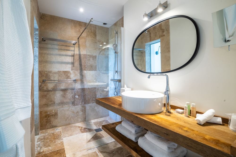 Photographs of Villa Infinity villa in Provence - Image 28 of 57
