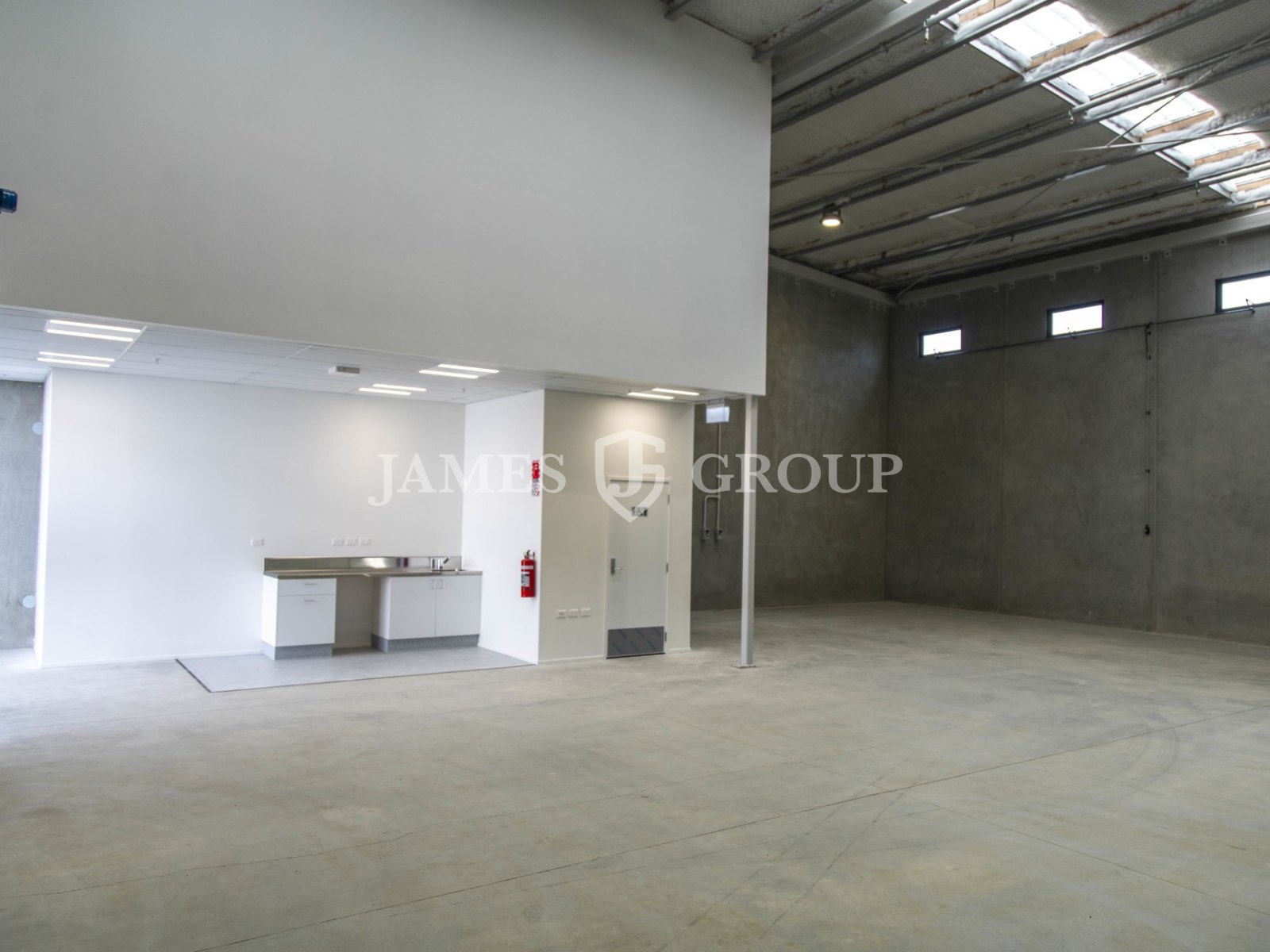 240m² Modern Warehouse