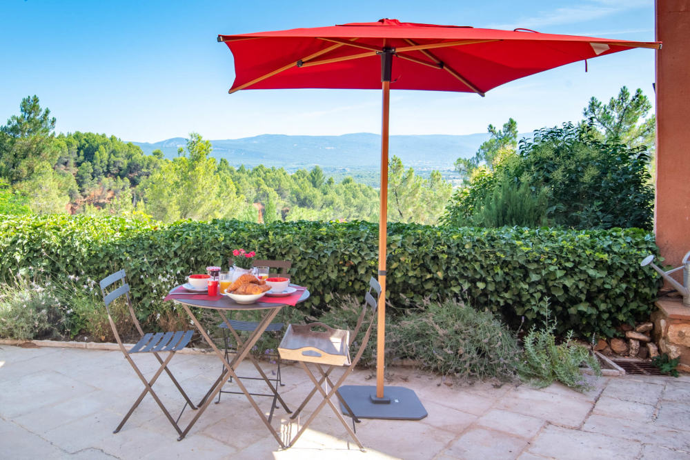 Photographs of Villa la Feniere villa in Provence - Image 3 of 28