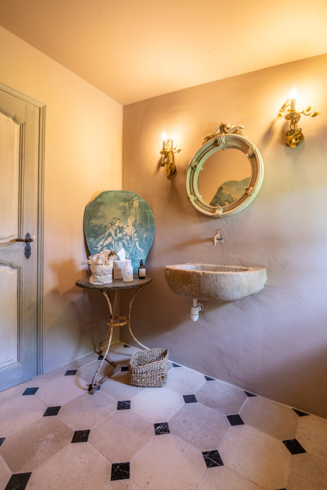 Photographs of Mas des Traditions villa in Provence - Image 12 of 41