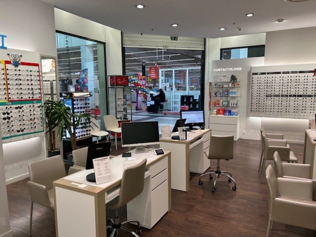 Magasin Opticien C.C. Super U Val de Loing 77460 SOUPPES-SUR-LOING intérieur