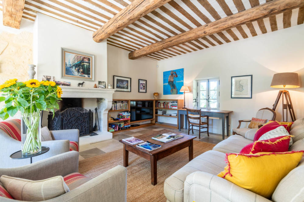 Photographs of Mas du Cardinal villa in Provence - Image 8 of 49