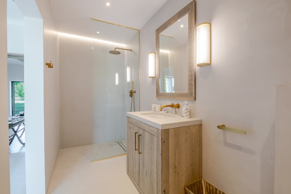 Photographs of Petit Mas des Splendeurs villa in Provence - Image 39 of 46