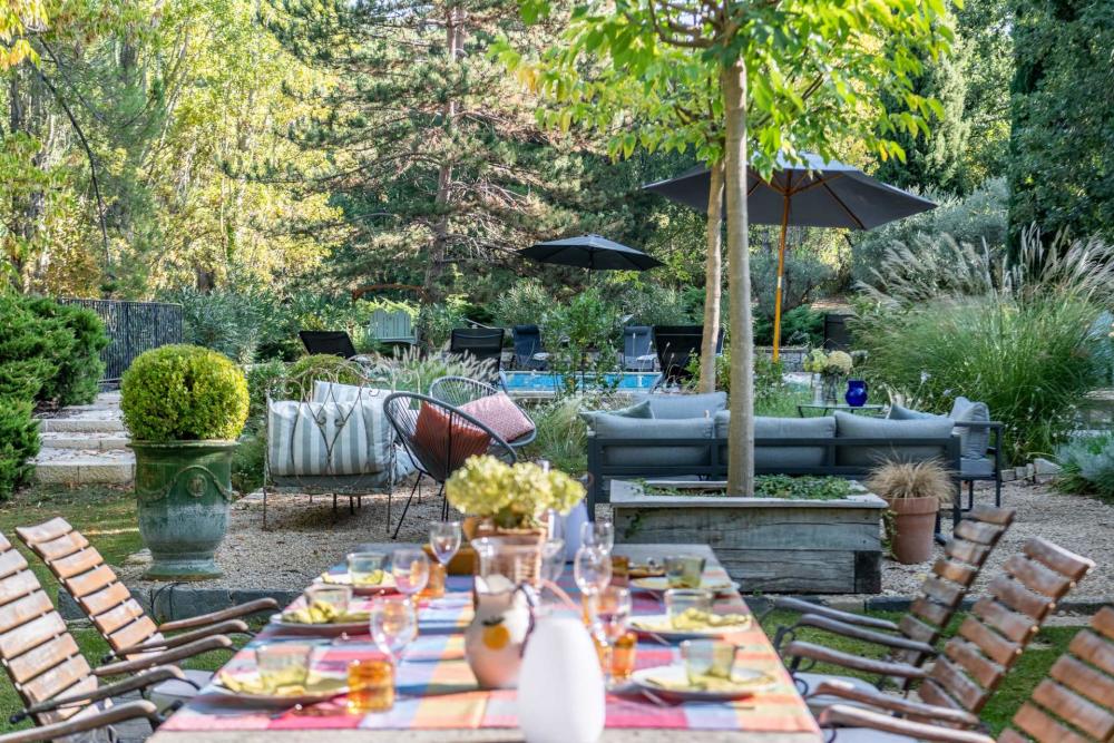 Photographs of Mas de l’Ermitage villa in Provence - Image 29 of 33