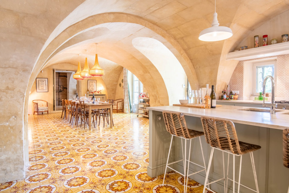 Photographs of Mas des Pierres villa in Provence - Image 6 of 60