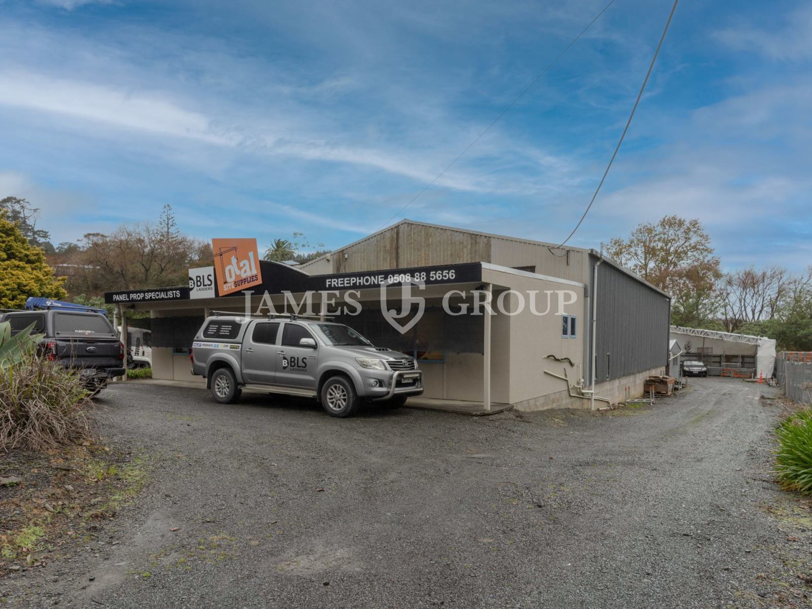 Yard-heavy Industrial With Drive-around Access