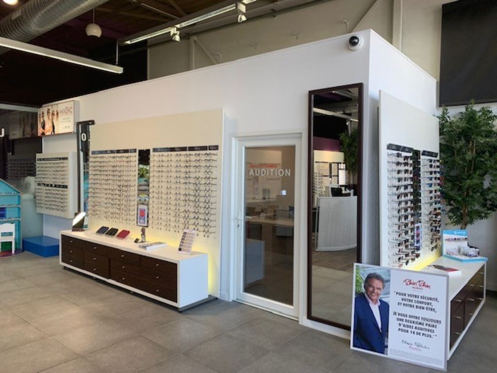 Magasin audioprothesiste ZAC du Pont des Rayons - Bois de Cassan - C.C. Le Grand Val 95290 L'ISLE-ADAM intérieur