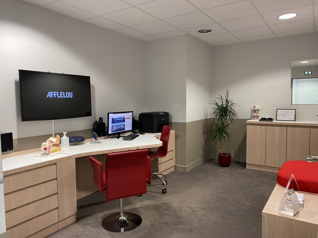 Magasin audioprothesiste ZAC - 92 rue Moulin aux Moines 72650 LA CHAPELLE-SAINT-AUBIN intérieur