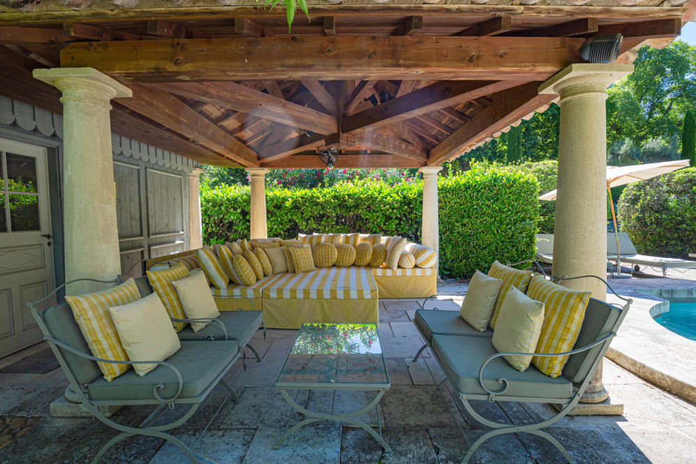 Photographs of Mas du Calanquet villa in Provence - Image 42 of 44