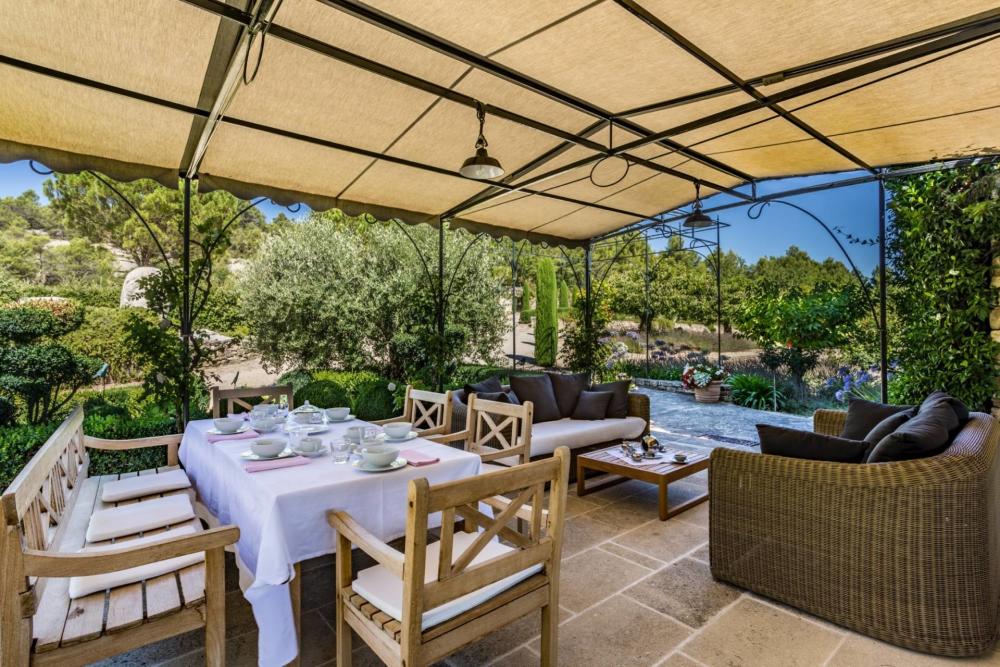 Photographs of Bastide des Millefleurs villa in Provence - Image 18 of 46
