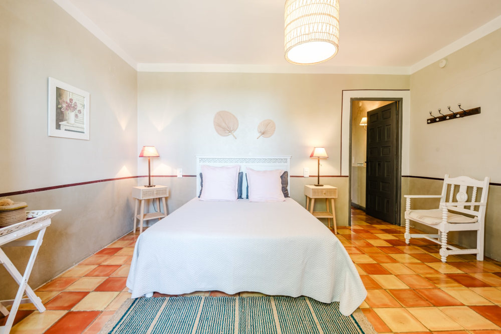 Photographs of Mas des Rocailles villa in Provence - Image 25 of 41