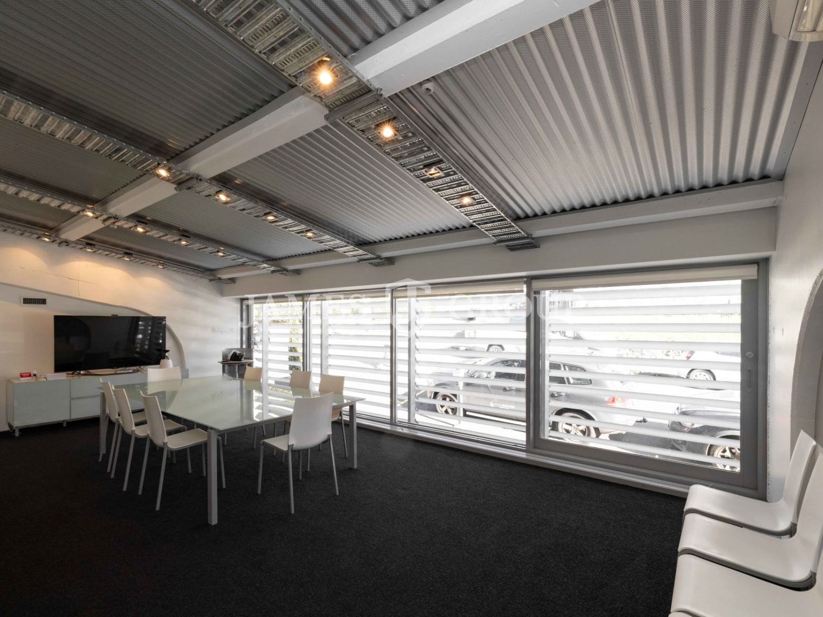 Premium Office Opportunity In City Fringe Suburb