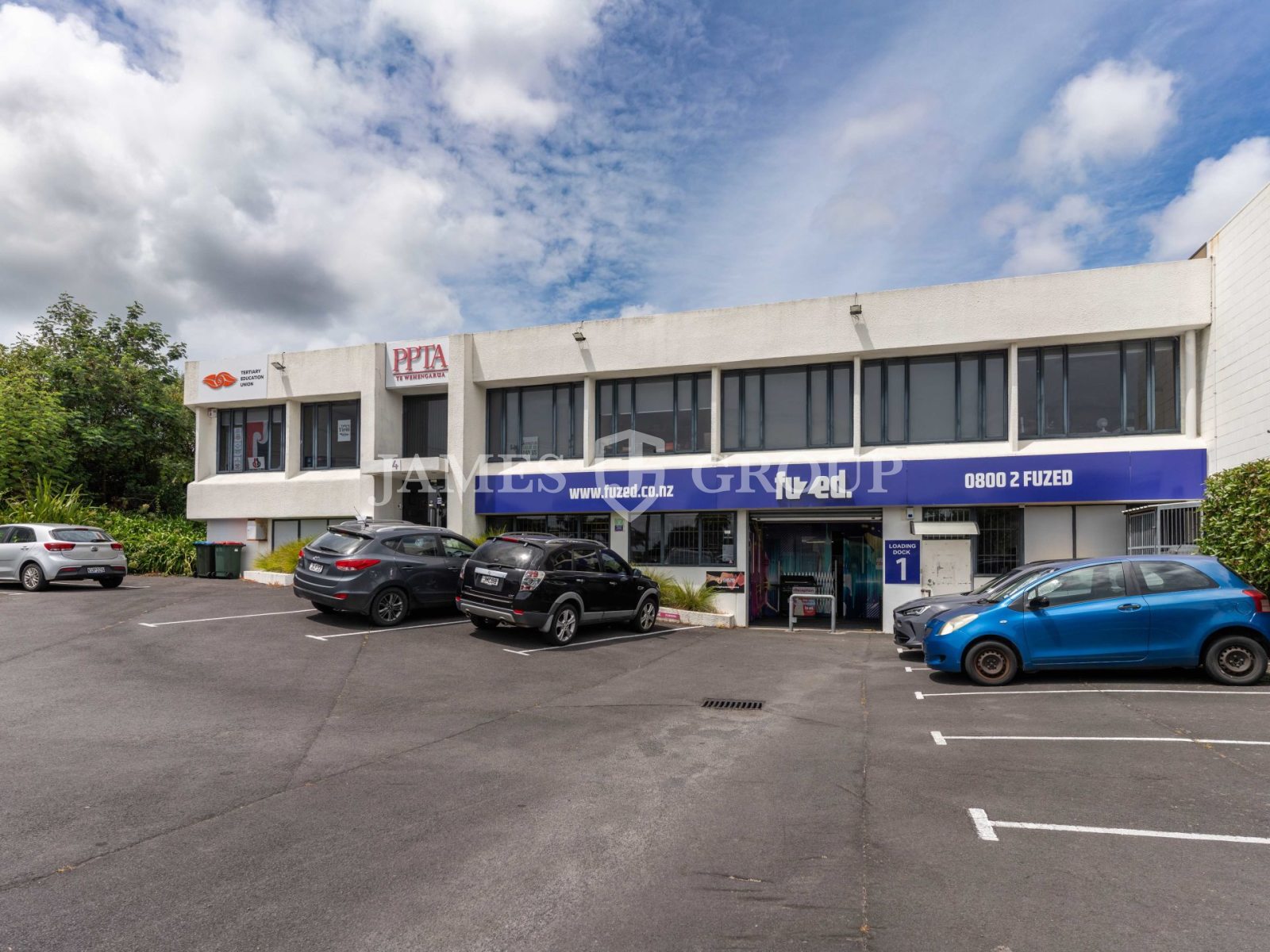 Functional 425m² Office In Prime Fringe Location