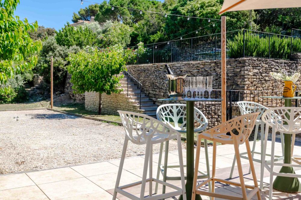 Photographs of Le Repaire de Gordes villa in Provence - Image 14 of 28