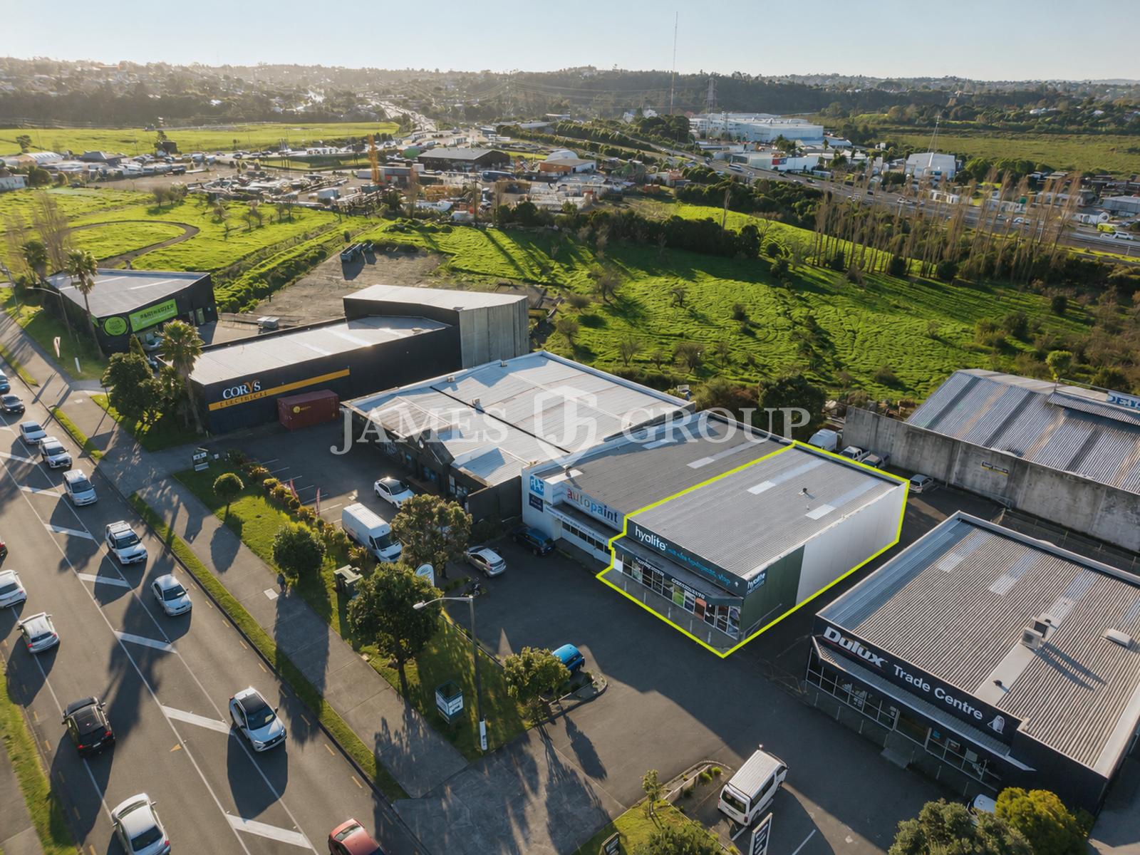 Central Park Drive –  Trade Retail Warehouse