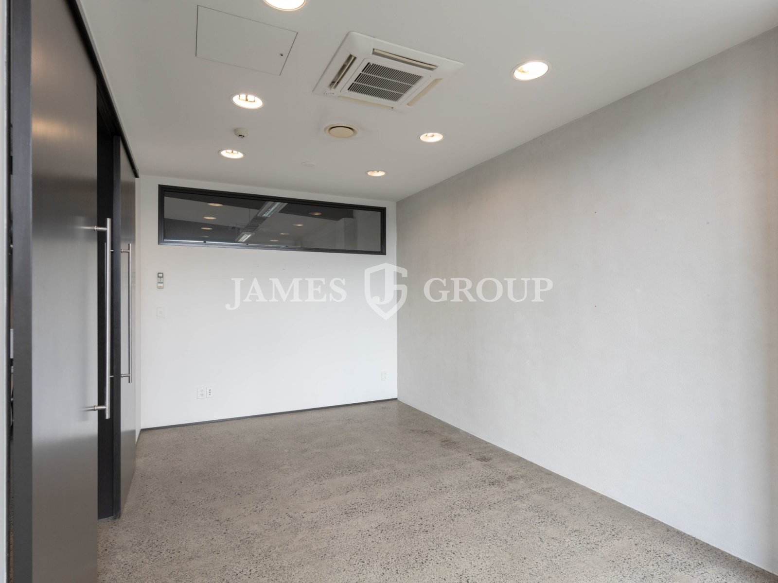 Polished Grafton Office