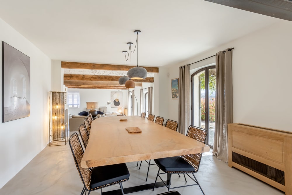 Photographs of Mas la Mirande villa in Provence - Image 13 of 49