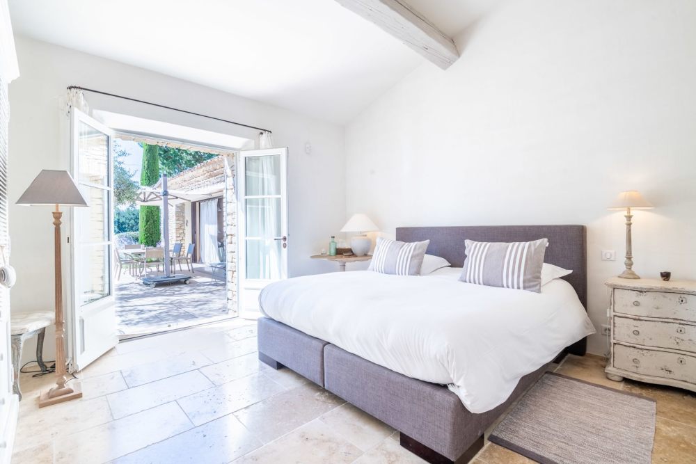 Photographs of Mas des Murets villa in Provence - Image 14 of 48