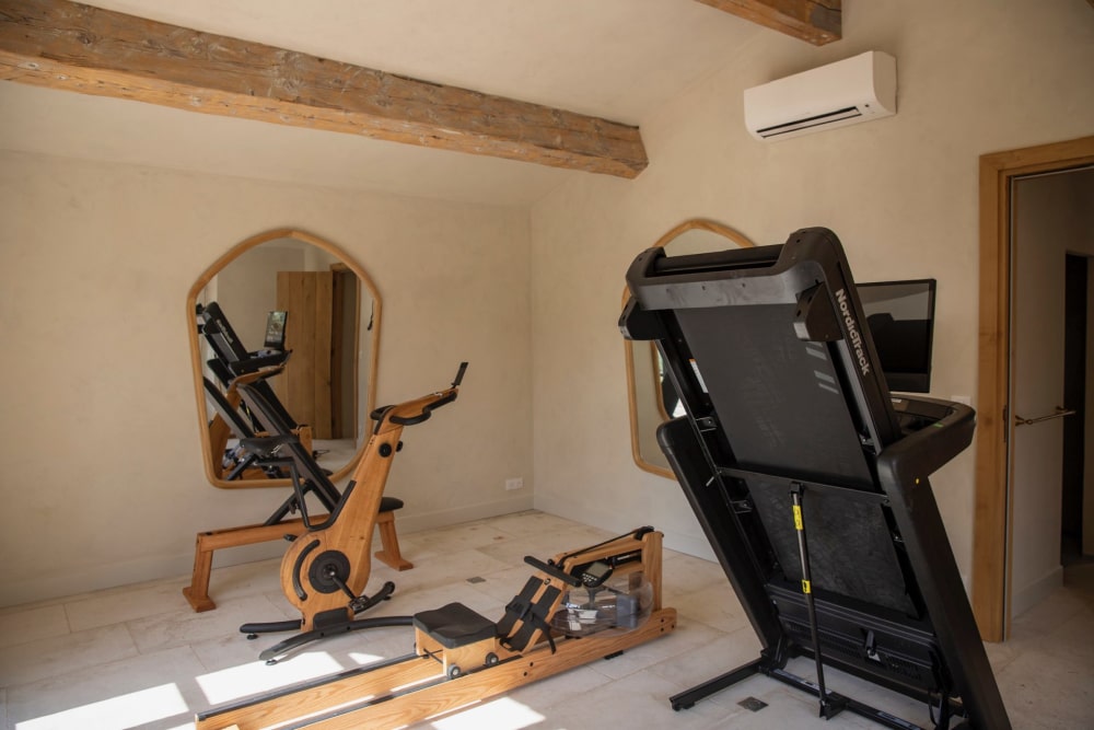 Photographs of Domaine des Murmures villa in Provence - Image 46 of 52